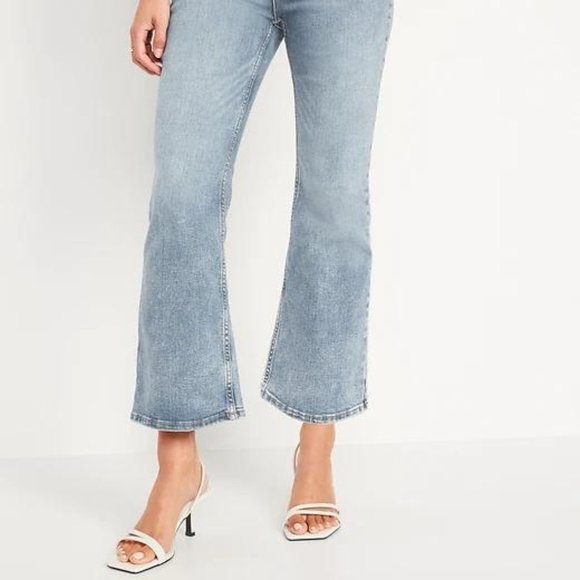 Old Navy Higher High-Waisted Cropped Flare Jeans for Women New - Picture 3 of 10
